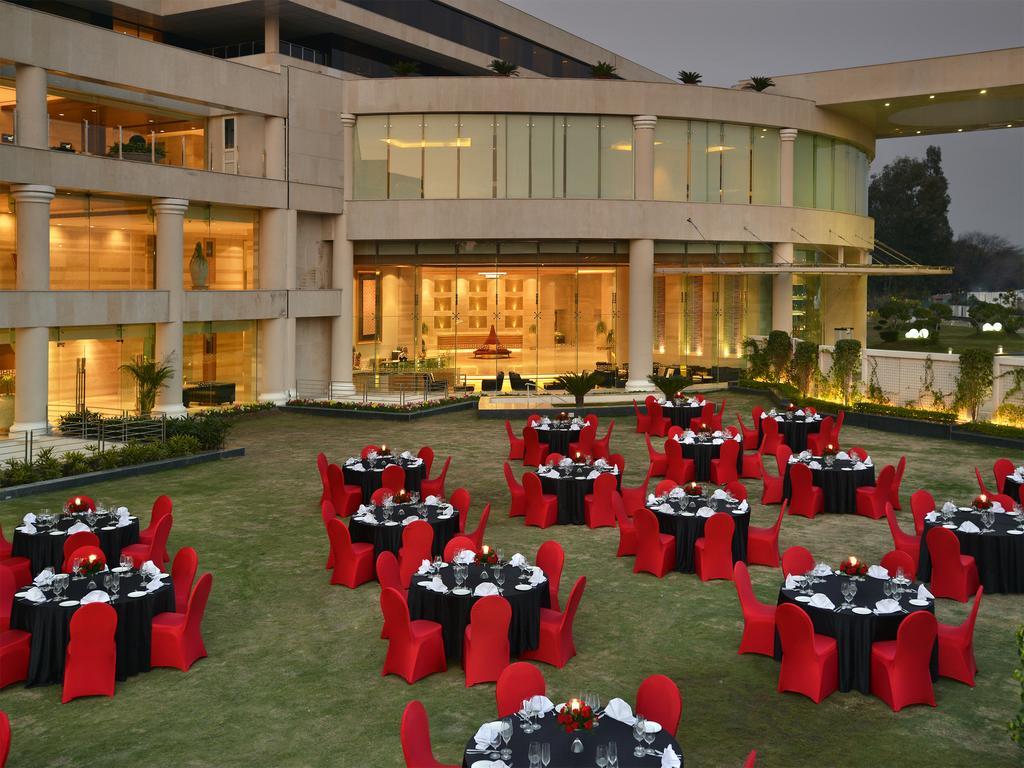 The Lalit Chandigarh Exterior photo