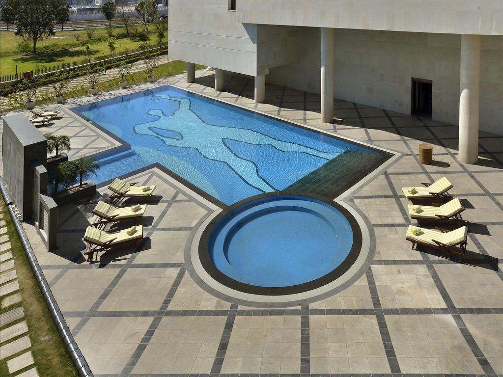 The Lalit Chandigarh Exterior photo