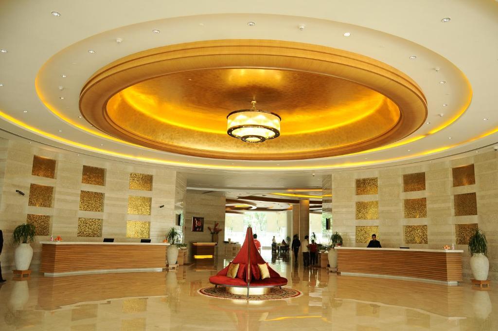 The Lalit Chandigarh Exterior photo